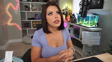 adriana chechik banned|adrianachechik banned from twitch : r/LivestreamFail